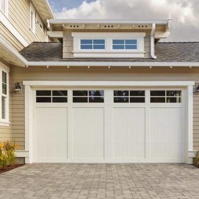 Professional Garage Door Installation vs. DIY Kits – Which Is Better?