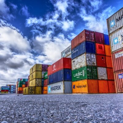 5 Things to Consider When Renting a Shipping Container