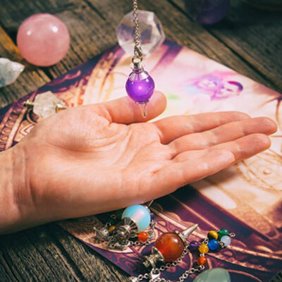 How A Psychic Can Help With Difficult Life, Love Career Decisions