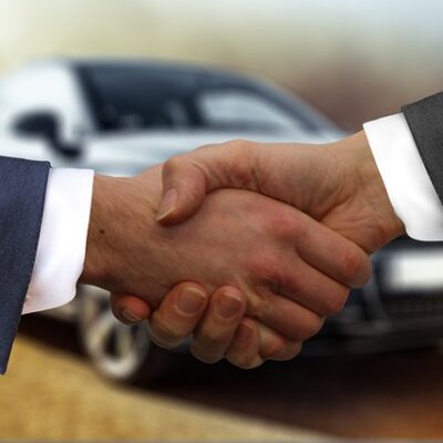 Top Factors to Consider When Choosing a Car Financing Option